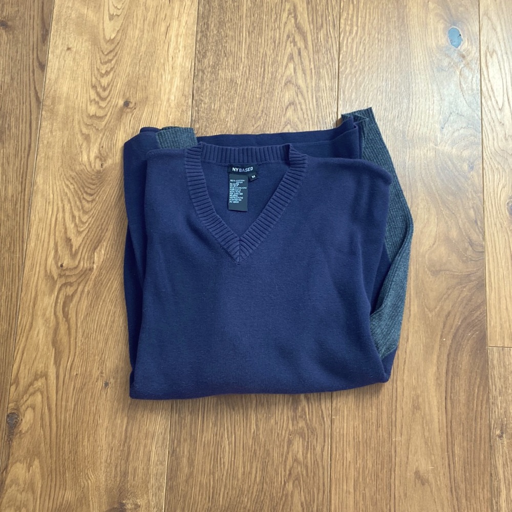Men's NY Based Blue V-Neck sweater